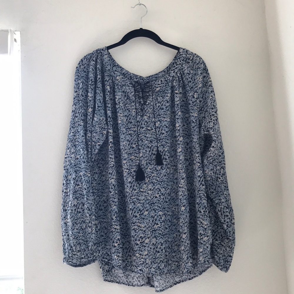 Lace-Up Blouse - Picture 2 of 3